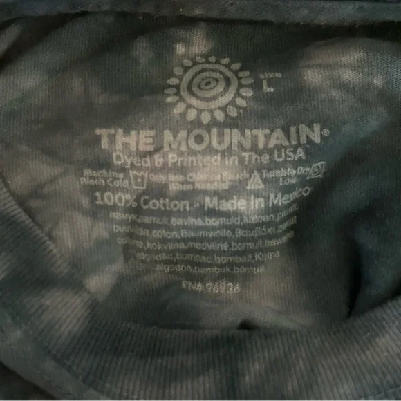 The Mountain Lion T-Shirt Size Large Lions Animal Print 2017 - Picture 5 of 5